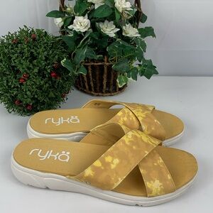 Ryka yellow/gold summer sandals